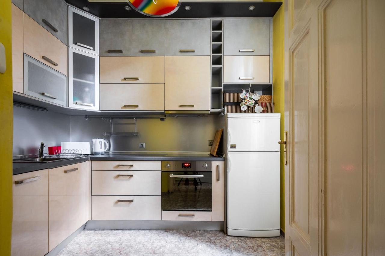 Sofia's Finest: 2bd Flat In The Heart Of The City Apartment *